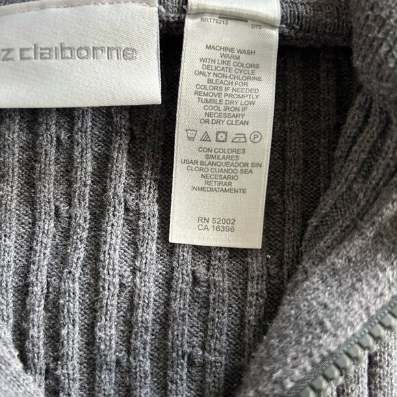 Liz Claiborne Women's Zip Up Sweater Size Small - Picture 6 of 9